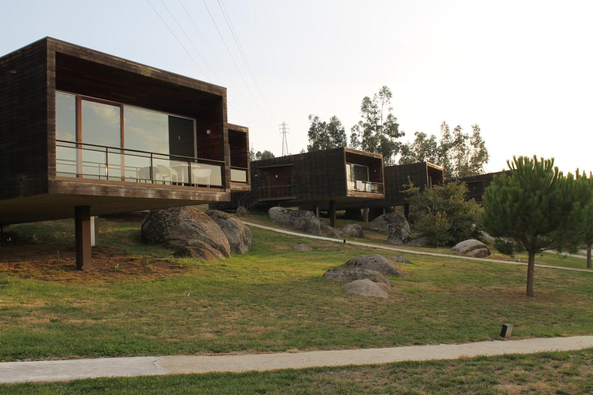 Paraiso Villas & Spa Guimaraes Luaran gambar