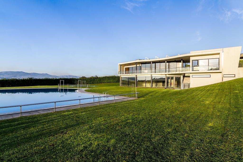 Paraiso Villas & Spa Guimaraes Luaran gambar